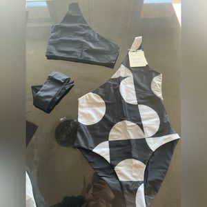 {brand new} Baiia Womens One Piece Swimsuit (size 12)